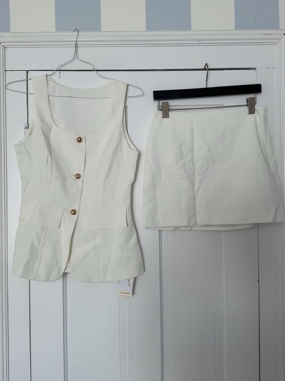 Commense White Two-Piece Sleeveless Skirt Set